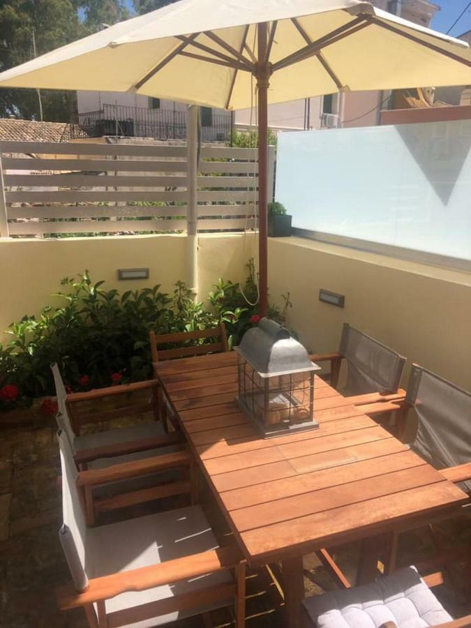 Anemomilos Jacuzzi Suite Corfu  Екстериор снимка